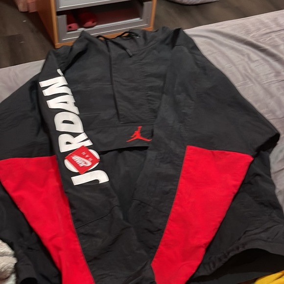 selling clothes thats dont fit me. - Picture 3 of 3